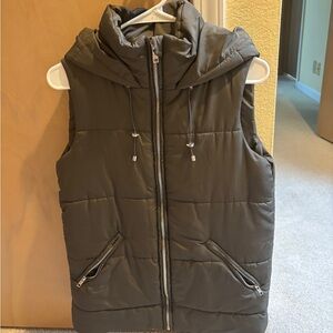 Vici Gray Puffer Vest